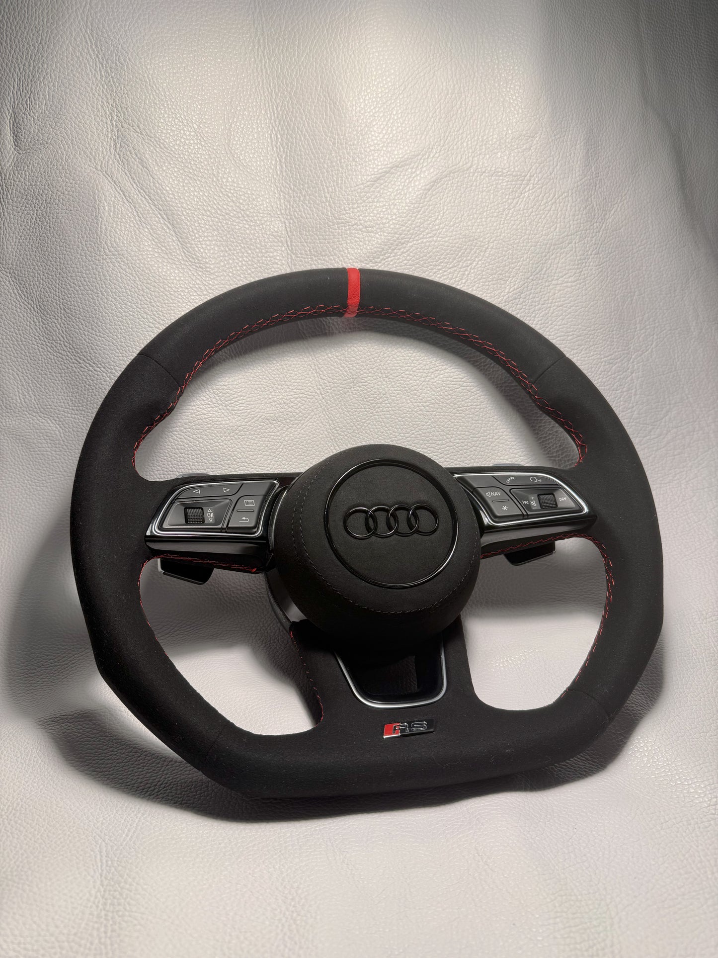 Volante originale Audi in alcantara