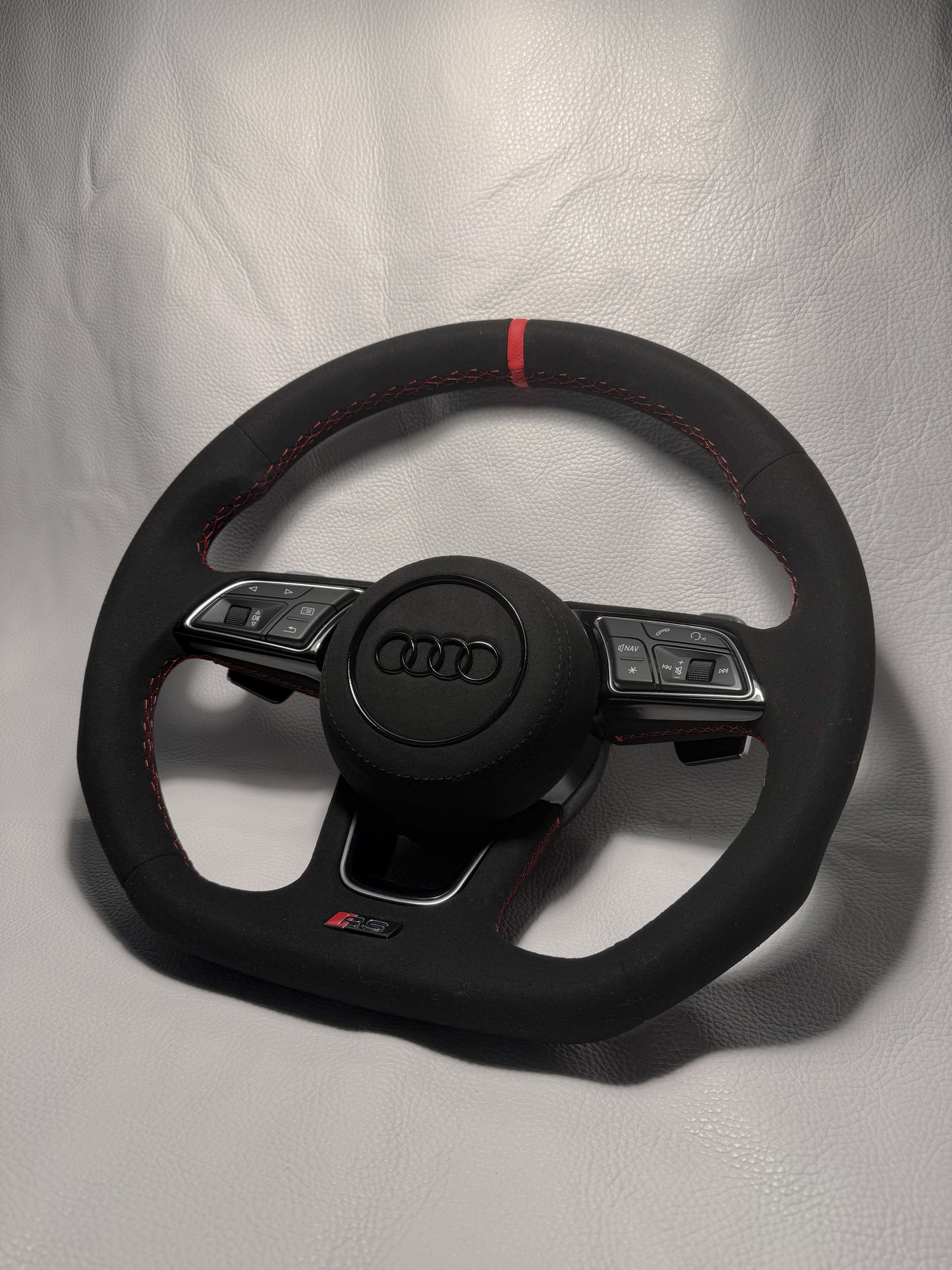 Volante originale Audi in alcantara